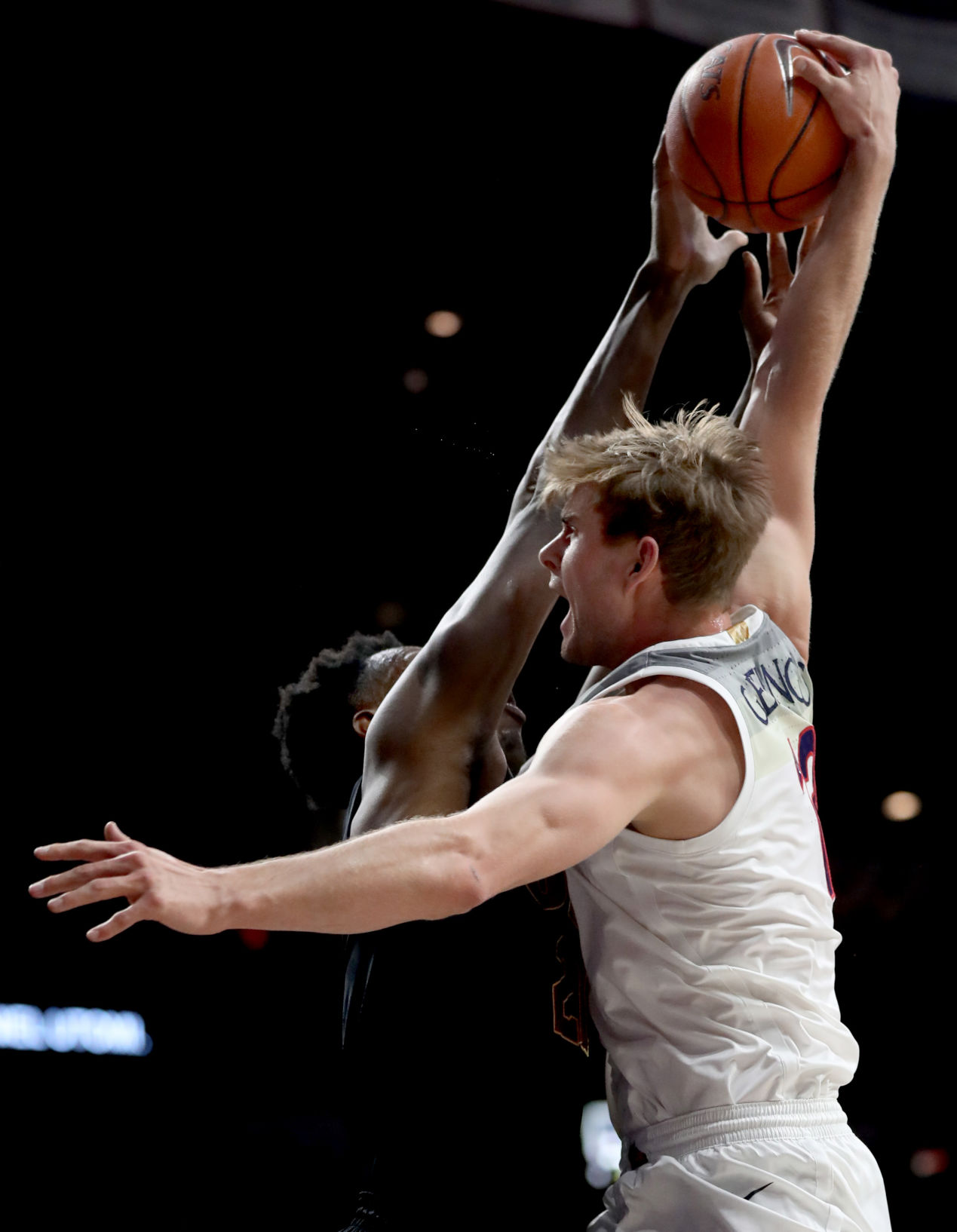University of Arizona vs USC